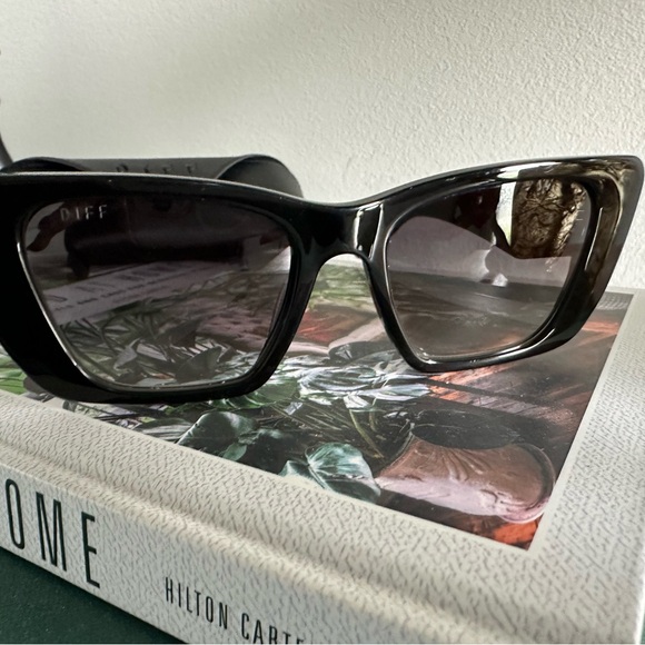 Diff Womens Sunglasses. New - Picture 6 of 9